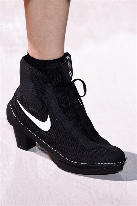 comme des garcons nike sneakers